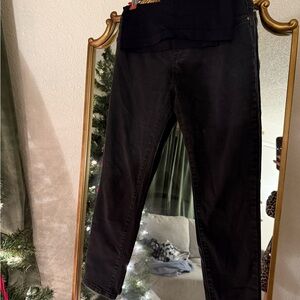 Elegant Black Ankle Jeans for Women